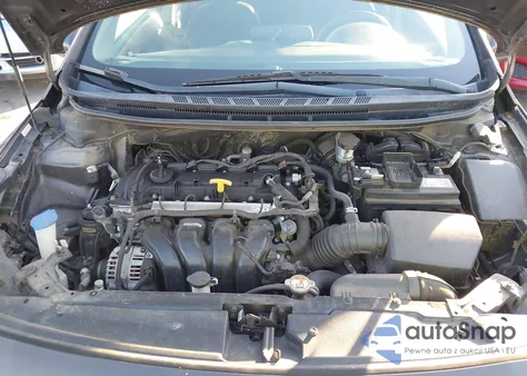 2017 Kia Forte Lx из США, поврежденный, VIN 3KPFK4A75HE156495